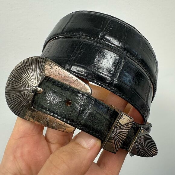 Vintage Onyx Western Belt Black Leather Croc Embossed Silver Tone Hardware L